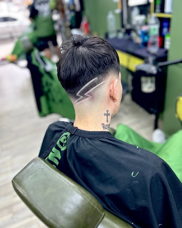 Lightning-bolt design fade cut at Edward Style Barbershop NYC
